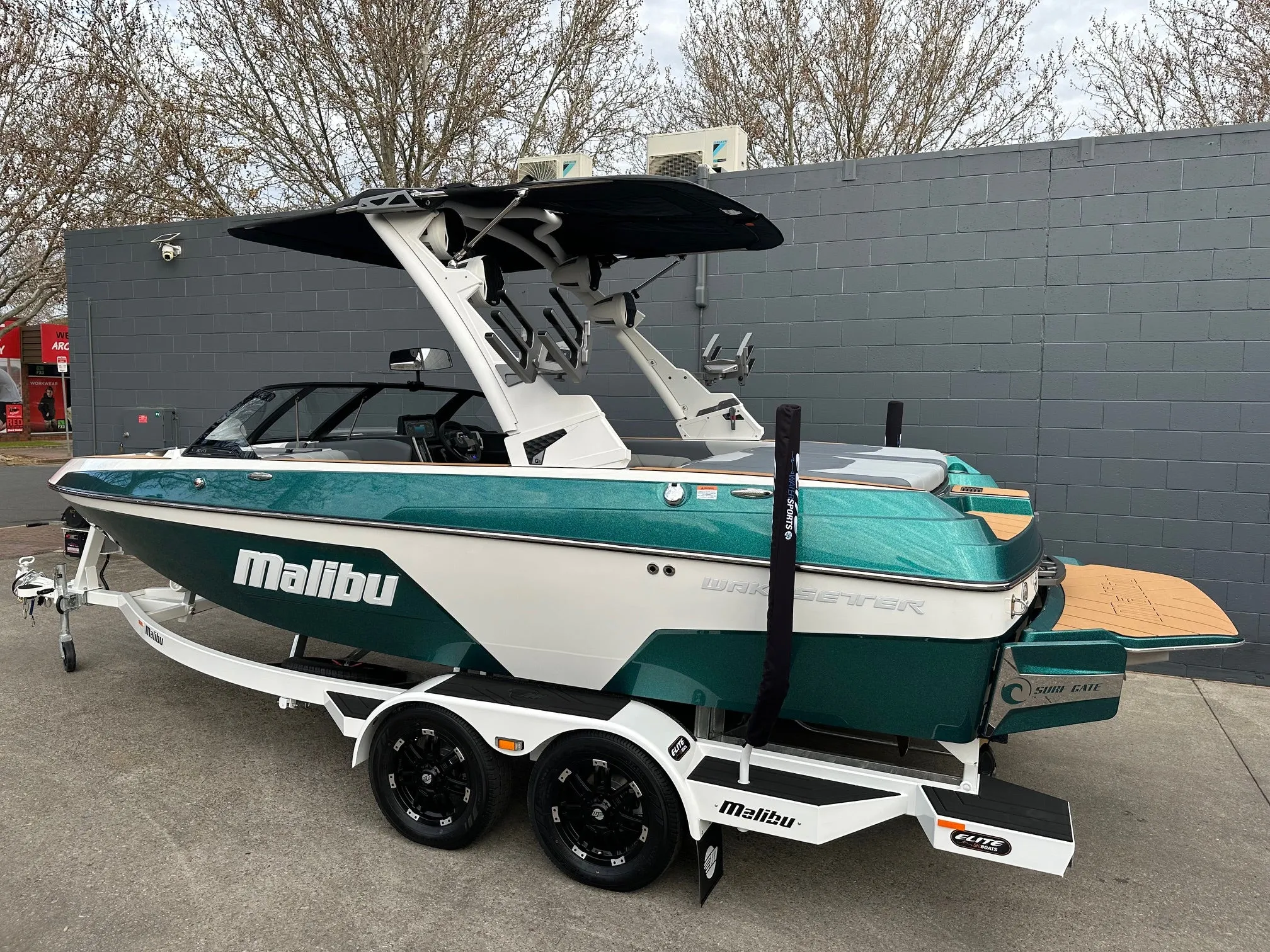 2024 Malibu Wakesetter 20 VTX - SOLD