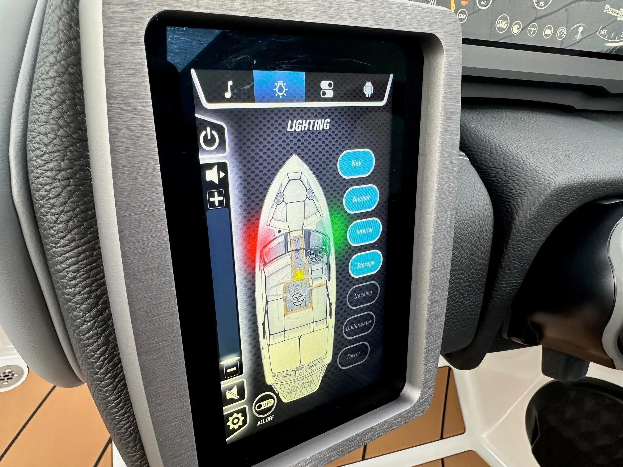 2024 Malibu Wakesetter 20 VTX - SOLD