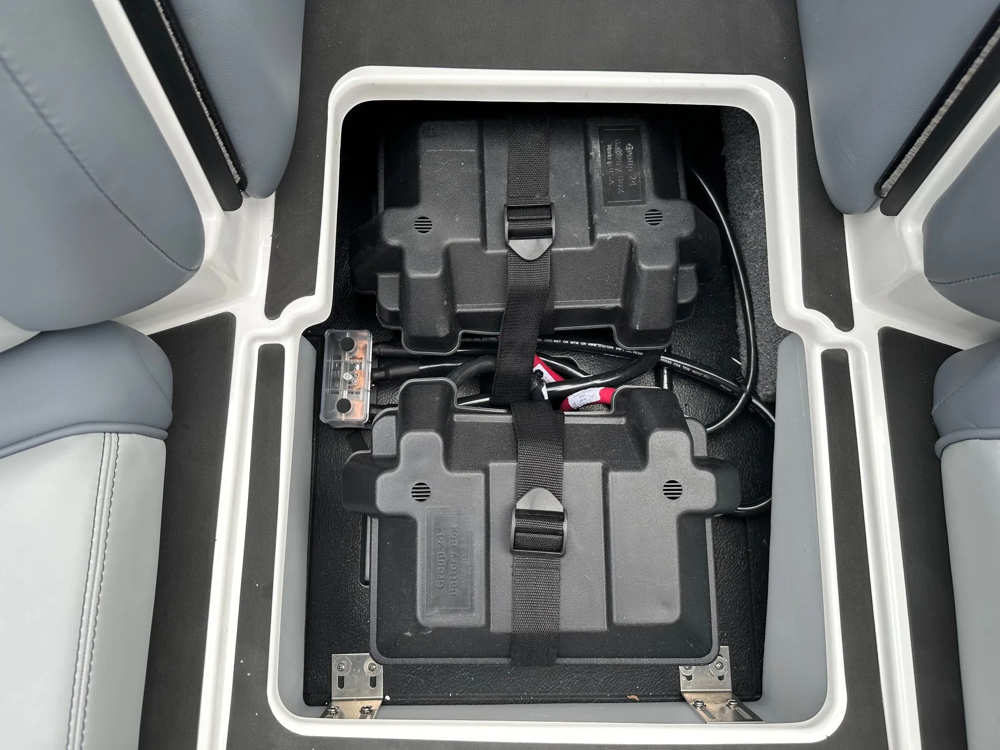 2024 Malibu Wakesetter 20 VTX - SOLD