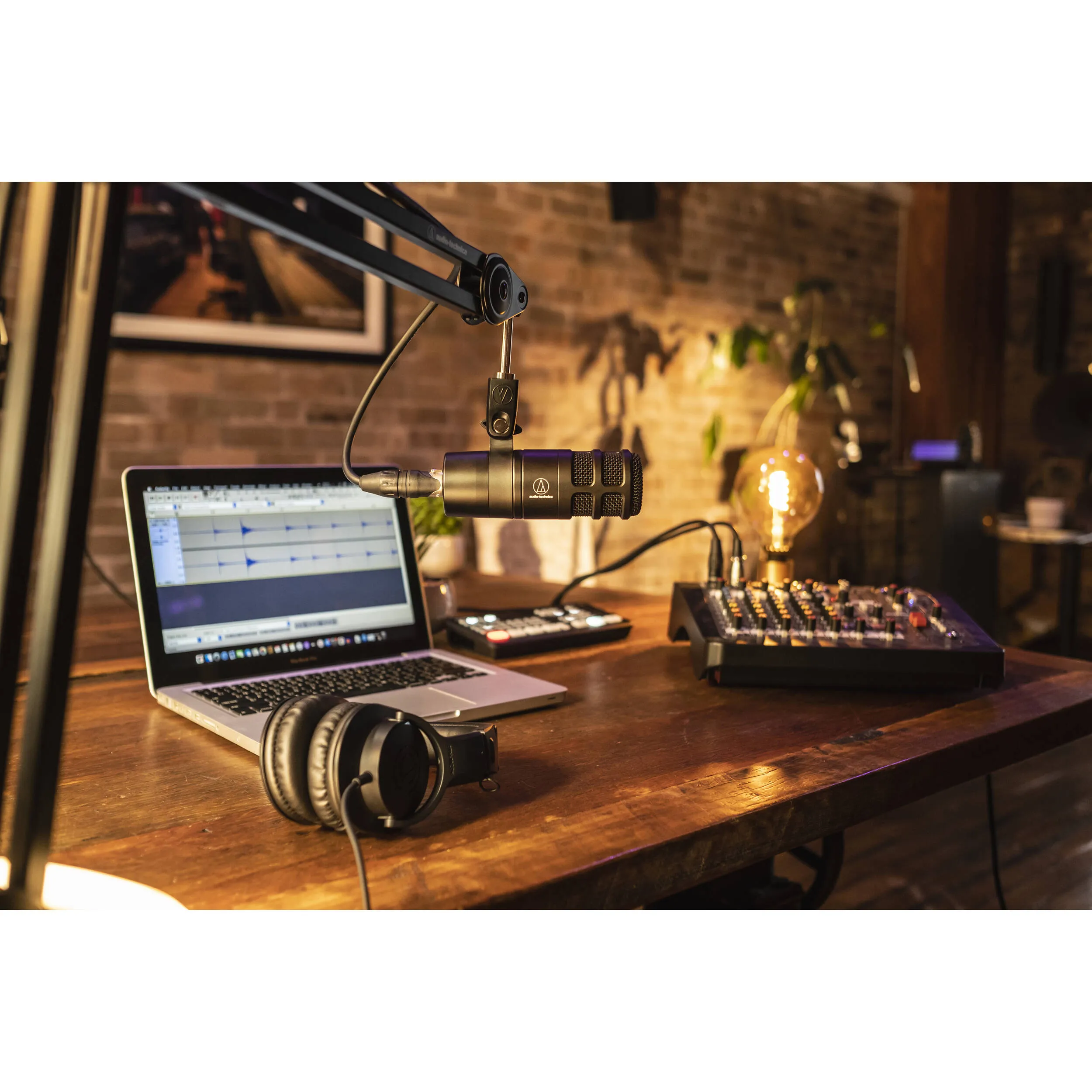 Audio-technica Hypercardioid Dynamic Mic