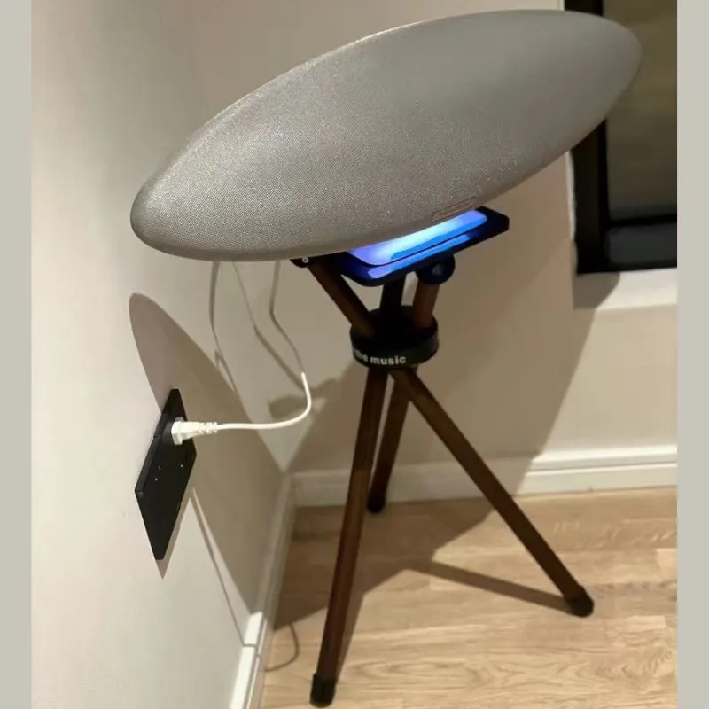 Bowers & Wilkins Zeppelin Stand