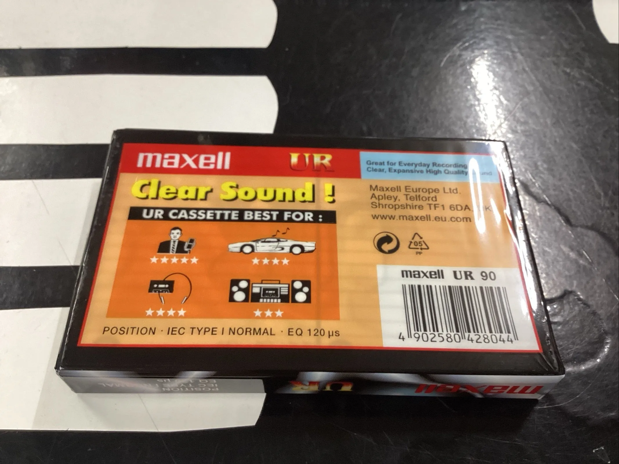 Maxell ur 90 blank audio cassettes sealed