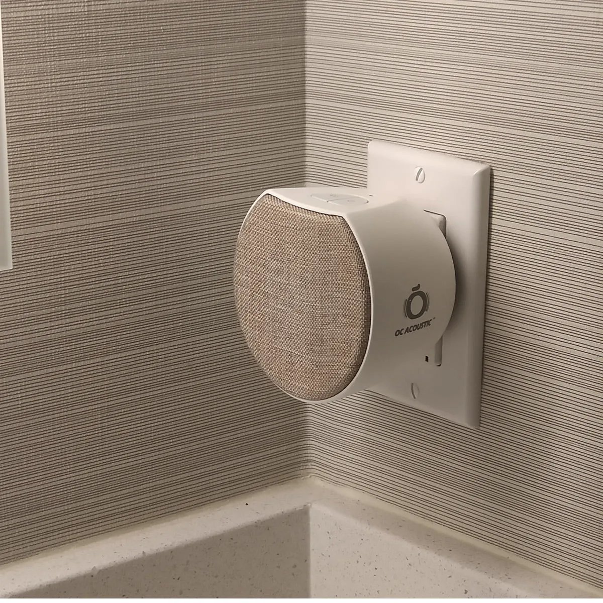 OC Acoustic Newport Plug-in Outlet Speaker with Bluetooth 5.1 and Built-in USB Type-A Charging Port (Champagne/White)