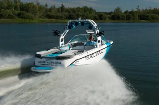 Roswell Aviator Pro Wake Tower - White | 2022 | Pre-Order
