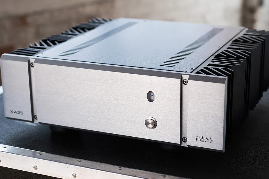 XA25 Power Amplifier