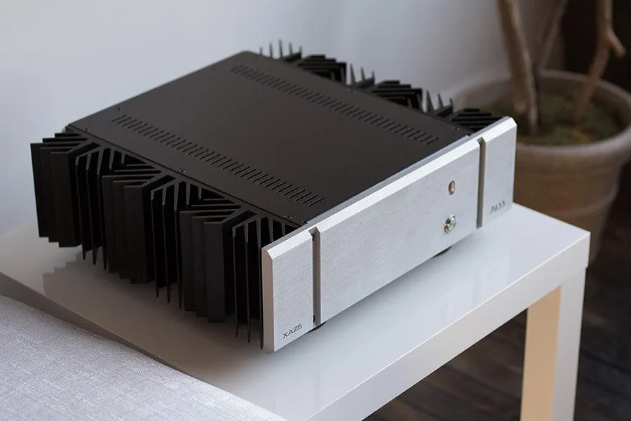 XA25 Power Amplifier