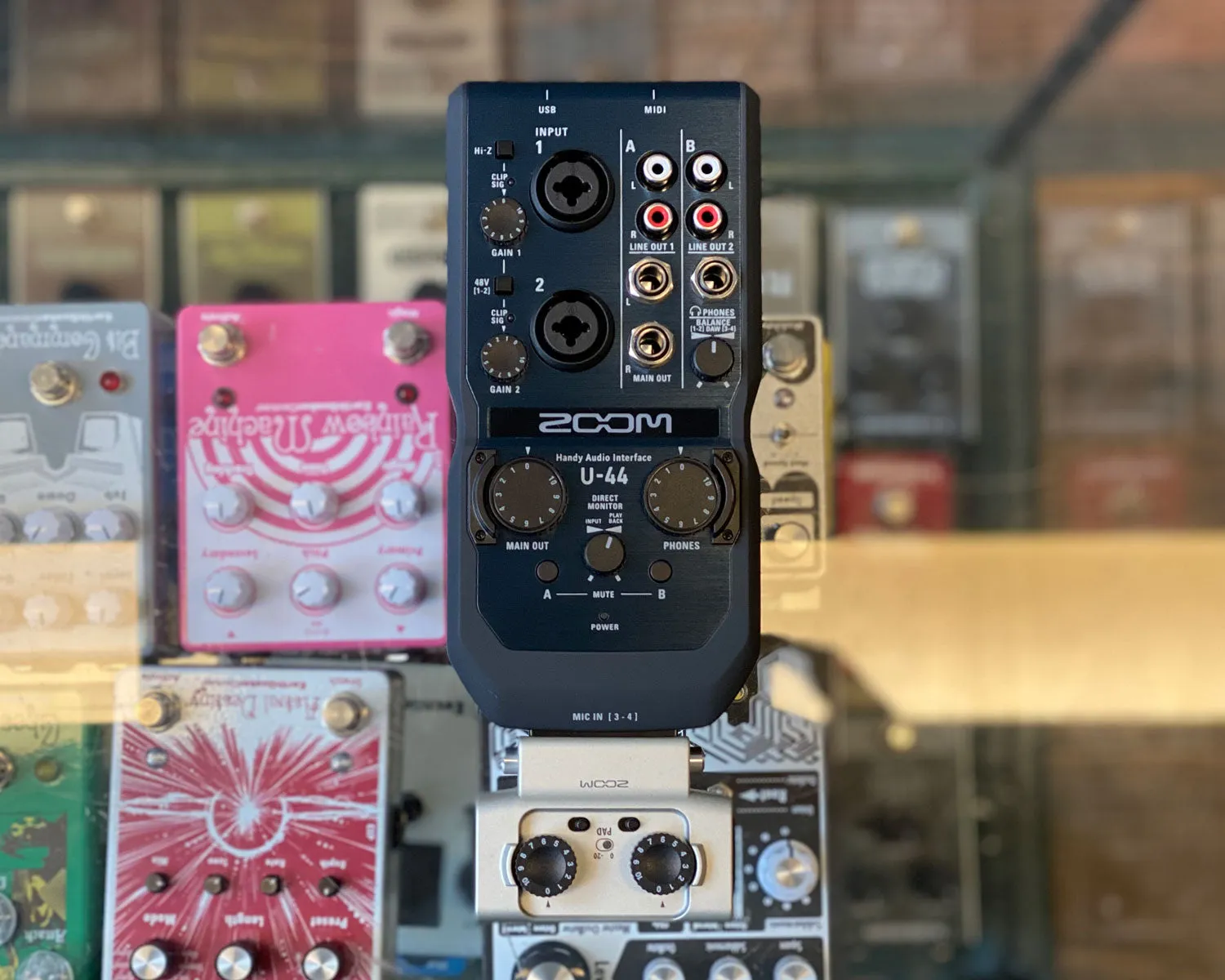 Zoom U-44 & EXH-6