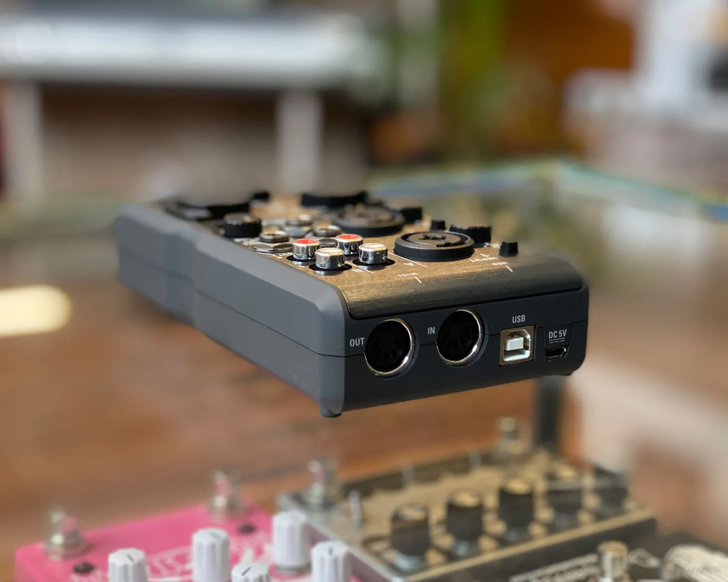 Zoom U-44 & EXH-6
